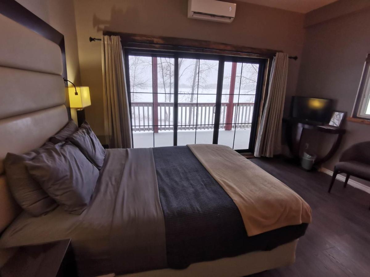 Stoco Lake Lodge Tweed Eksteriør billede