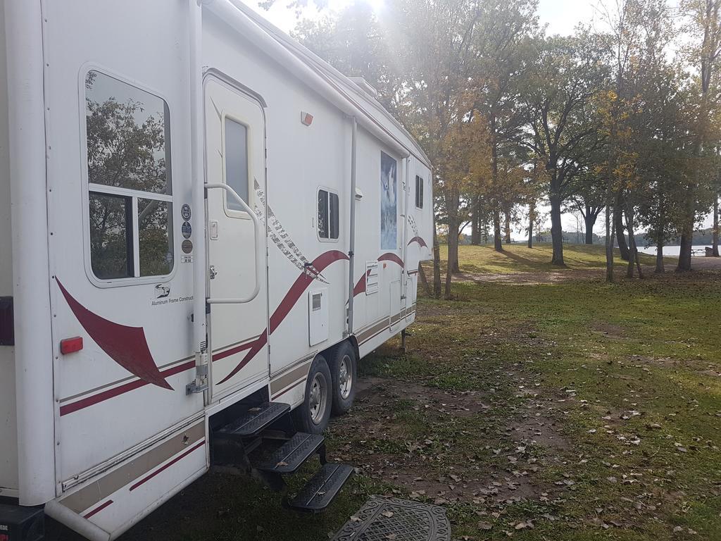 Stoco Lake Lodge Tweed Eksteriør billede
